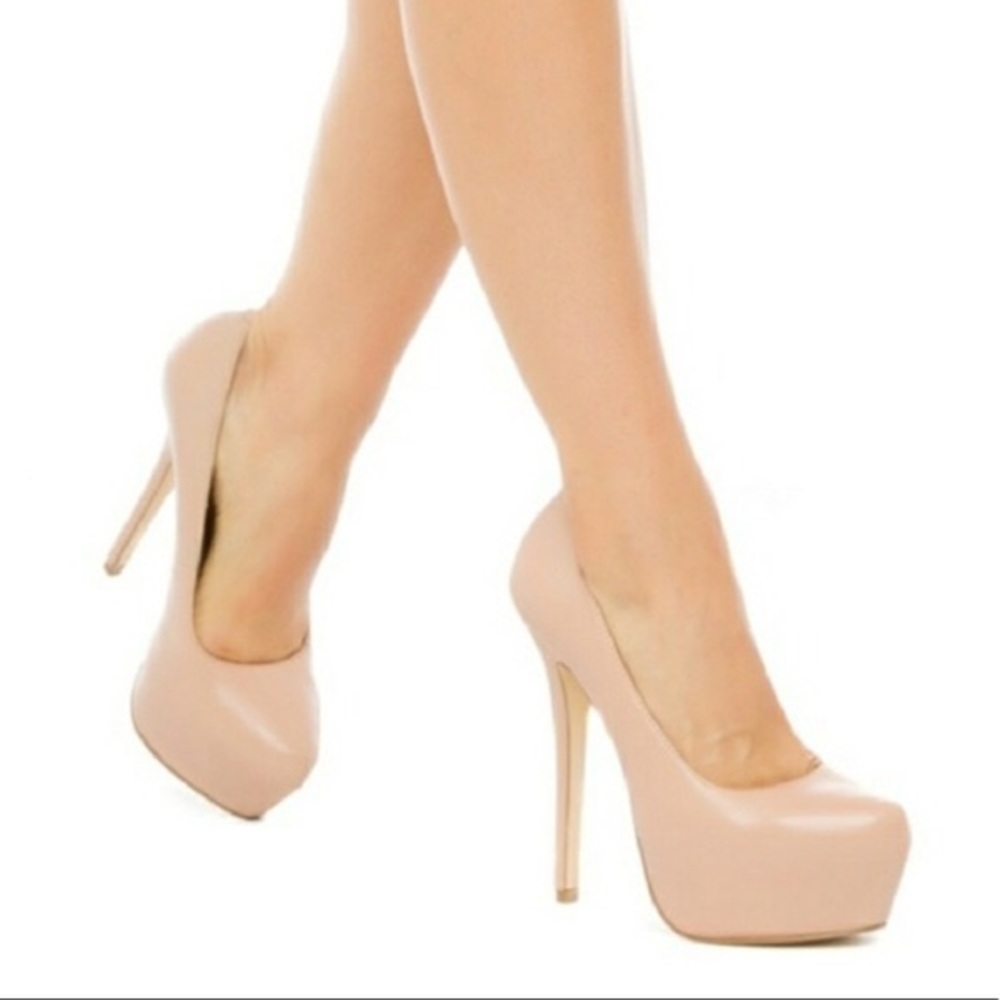 Steve Madden Delerius Platform Heel